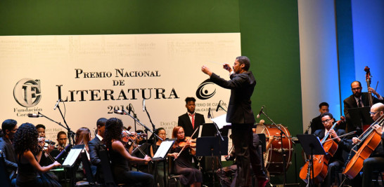 Música. Al inicio de la actividad se realizaron diversas interpretaciones a cargo de la Orquesta de Cámara del Sistema Nacional de Orquestas Sinfónicas Infantiles y Juveniles del Ministerio de Cultura, bajo la dirección de Alberto Rincón.