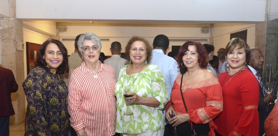 Mildred Salas, Daysi Rondón, Damaris Hernández, Rosa Esther Lamarche y Claudia García.