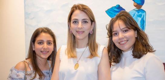 María Gabriela Pérez, Marilyn El-Hage y Paola Pérez.