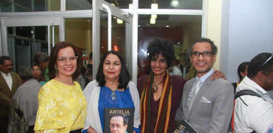 Arelis Subero, Rosa Tavárez, Elsa Núñez y Dione Rufino.