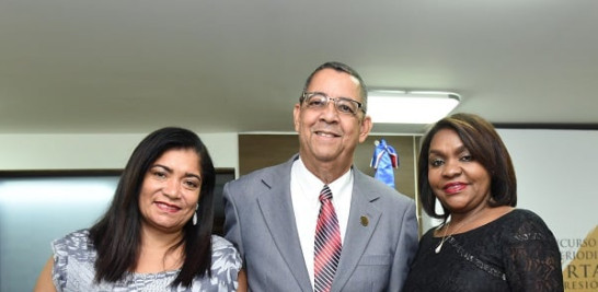Rosa Almánzar, David Lorenzo y Carmen Vargas.