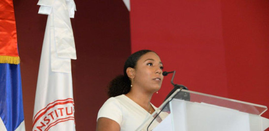 De la Rosa fue la oradora invitada en la quincuagésima octava graduación del Intec. CORTESÍA DEL INTEC