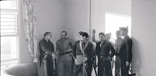 El último combate de la guerra se efectuó en el hotel
Matum, en Santiago, el 19 de diciembre de 1965. ARCHIVO