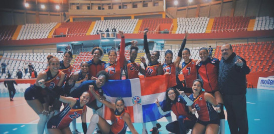 Foto Reinas Del Caribe en la Copa Panamericana 2019 del Twitter @VoleiFemRD