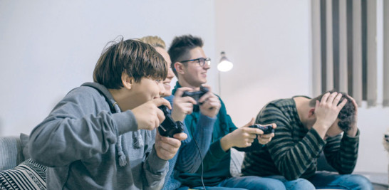 La mayor parte de la población que usa videojuegos no supera los 25 años de edad. ISTOCK