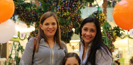 Angie Tineo, Yoranny Aimée y Crismara Saffonte.