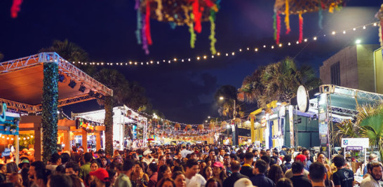 El Bocao Food Fest, que celebra ediciones en Santo Domingo y Santiago, se realizó por primera vez en el parqueo de El Catador. Desde el año pasado la edición capitaleña tiene lugar en el malecón.