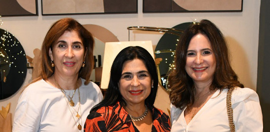 Desirée Bonetti, Miriam Calzada y Bethania de Rizek.