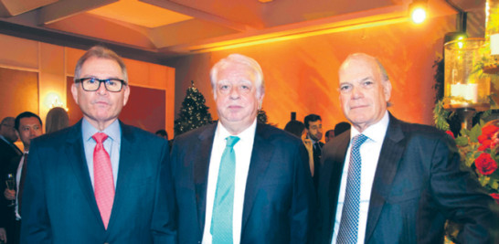 Luis Carlo Sura, Jesús Barderas y Luis Emilio Velutini.