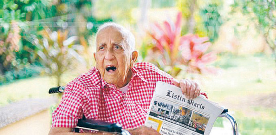El médico Mario Fernández, murió a los 102 años. Contó que le gustaba estar ocupado, estudiando, trabajando o en otra actividad.