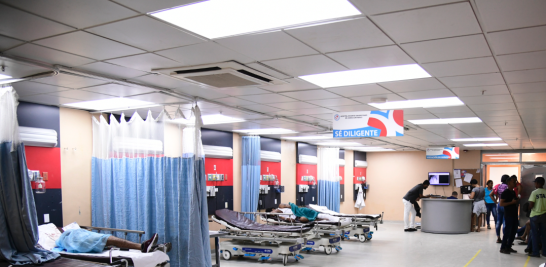 Pacientes con diferentes condiciones médicas son atendidos en las emergencias de los hospitales fruto de accidentes y riñas durante festividades de Nochebuena y Navidad