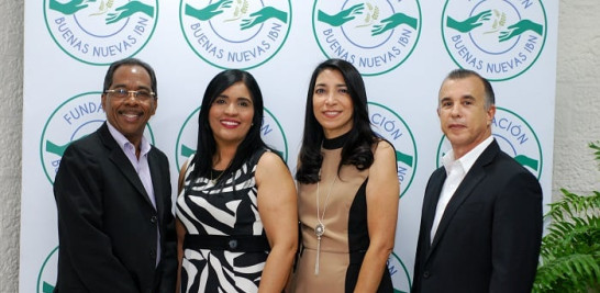 Orlando Tiburcio, katherine Mendoza, Karina Batista y Carlos Nouel