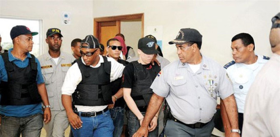 Los menores acusados de matar taxistas fueron condenados a cinco y dos años de
prisión. ARCHIVO /