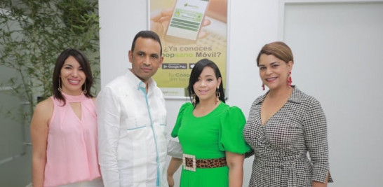 Alerny Cabreja, Ambioris Carreras, Awilda Guzmán y Arelis Tejada.