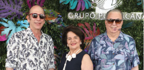 Billy Hasbún, Gloria de Selman y Eduardo Selman.
