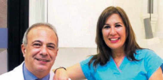 Waded Taveras y Eric Espaillat llevan 30 años ejerciendo la Odontología en Asturias. FUENTE EXTERNA