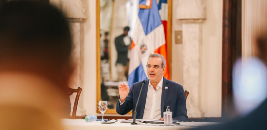 El presidente Luis Abinader en una actividad esta tarde en Palacio Nacional. Foto de la Presidencia de la República.