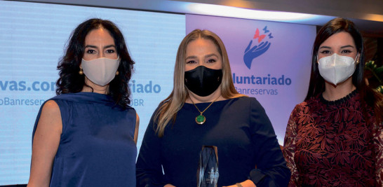 Rita Abinader, Jatnna Tavárez y Fraysis Moronta.