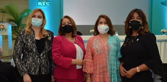 Denisse Sánchez, Luisa María de Aquino, Fior Rodríguez y Amarilys Durán
