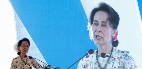 Aung San Suu Kyi en un acto en Myanmar (antigua Birmania) EFE/EPA/NYEIN CHAN NAING