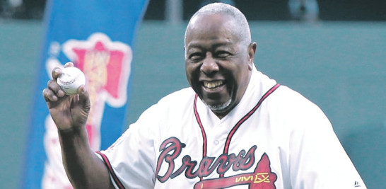 Hank Aaron, uno de los mejores peloteros de todos los tiempos y quien en 1974 quebró el famoso récord de jonrones de Babe Ruth, falleció ayer a los 86 años.