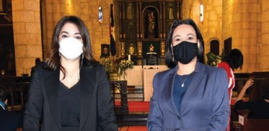 Penélope Melo y Rafaela Mateo.