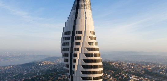 2.-Torre de Radio y Televisión de Estambul, envoltura (MAA, NAARO).  Foto: Melike Altinisik Architects (realizada por NAARO).