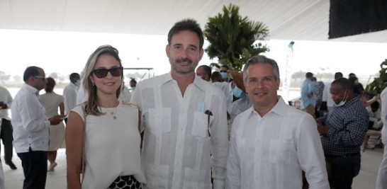 Katy de Tejera, Eddy Tejera  y Roberto Lamarche.