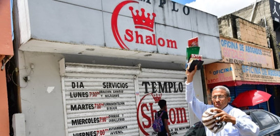 Inmediaciones del Templo Shalom, donde la pastora Rossy Guzmán y su hijo predicaban. / Foto: Adriano Rosario