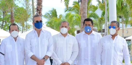 José Ignacio Paliza, Luis Abinader, Matías Colombo, David Collado y Antonio Espaillat.