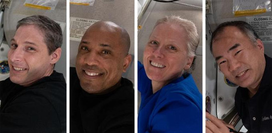 En esta imagen proporcionada por la NASA, de izquierda a derecha, los miembros de la Expedición 64 y tripulantes de la nave de SpaceX Michael Hopkins, Victor Glover, Shannon Walker y Soichi Noguchi. (NASA via AP)