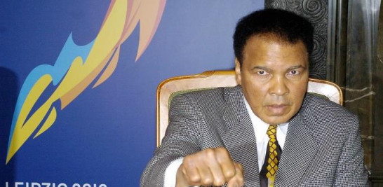 El boxeador Muhammed Ali vivió muchos años con la enfermedad de Parkinson. EFE/EPA/Peter Endig