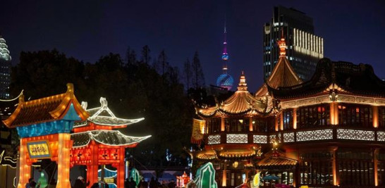 7.-El jardín Yuyuan, decorado para la celebración del Año Nuevo Chino en Shanghái, China, el 27 de enero de 202 EFE/EPA/ALEX PLAVEVSKI