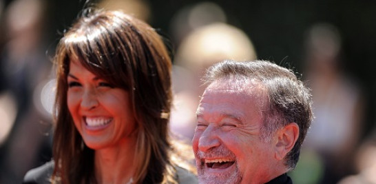 5.-Susan Schneider, viuda de Robin Williams, junto al actor en 2010. EFE/PAUL BUCK