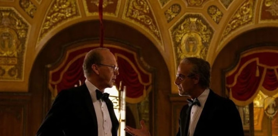 Michael Keaton y Stanley Tucci protagonizan la película sobre las consecuencia de los ataques a las Torres Gemelas. Foto Netflix