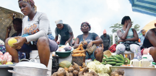 La migración haitiana domina una parte significativa del comercio en los mercados de Pedernales. RAÚL ASENCIO/LISTÍN DIARIO