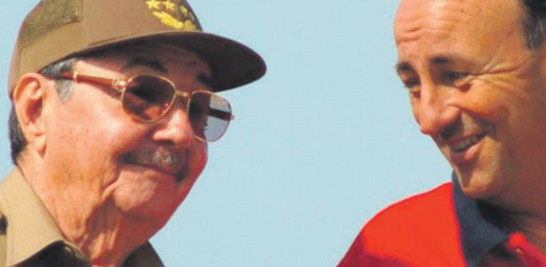 Carlos Lage y Raúl Castro.