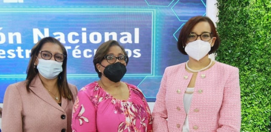Iris Hurtado, Bilma Herasme y Margarita Aquino
