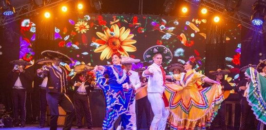 Escenificación de la cultura mexicana y su música tradicional.