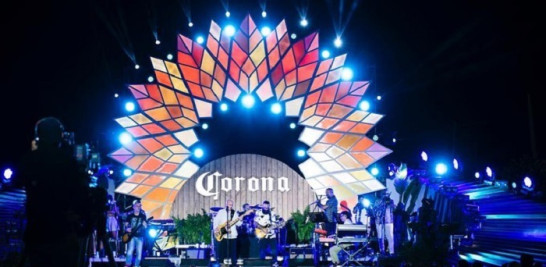 Cultura Profética fue la banda estelar del Corona Sunsets Festival, que se presentó hasta la madrugada del domingo en el Kartódromo Julián Barceló de Santo Domingo.