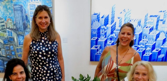 Yolanda Borrás, Eloísa Granata, Bettina Goico y Liz Goico.