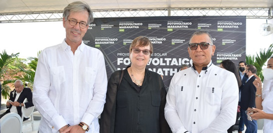 Volker Pellet, Rita Hammerli-weschke y Rafael Gómez.