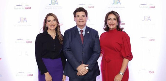 Carmen Patricia Brache, Julio Virgilio Brache y Gazhir de Brache.