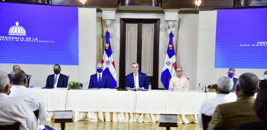 El presidente Luis Abinader encabezó la rueda de prensa en el Palacio Nacional. JOSE A. MALDONADO/LD