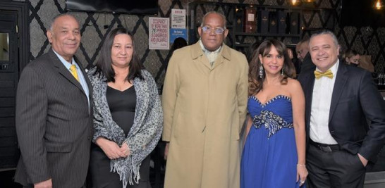 Elpidio Tolentino, Isabel de Tolentino, Fernando Rabalero, Minerva Tatis y Edgar Marrero.