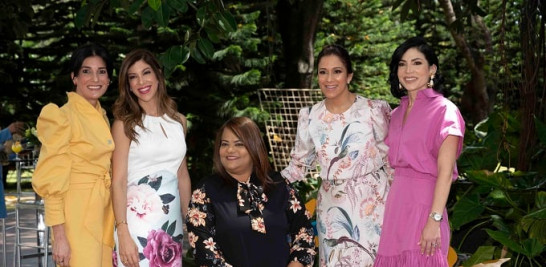 Mary France Lulo, Carolina Arthur, Awilda Melo, Giselle Pla y Sabrina Andújar.