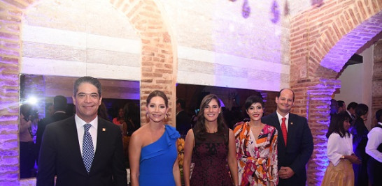 Héctor Hernández, Marjorie Valdez,  Patricia Vargas, Estibaliz González y  Alejandro Cambiaso.