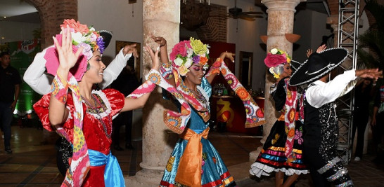 Baile folclórico mexicano.