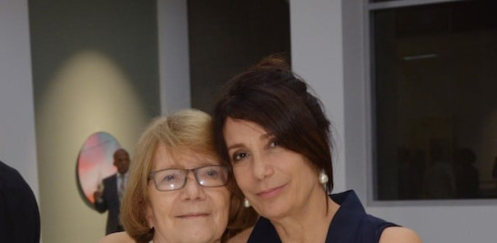Marianne de Tolentino y Patricia Tolentino.