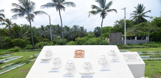 Monumento a los mártires de la hacienda, quienes fueron asesinados por Ramfis Trujillo y sus cómplices en noviembre de 1961/ Raul Asencio Listín Diario